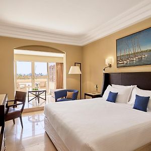 Deluxe King Nile View
